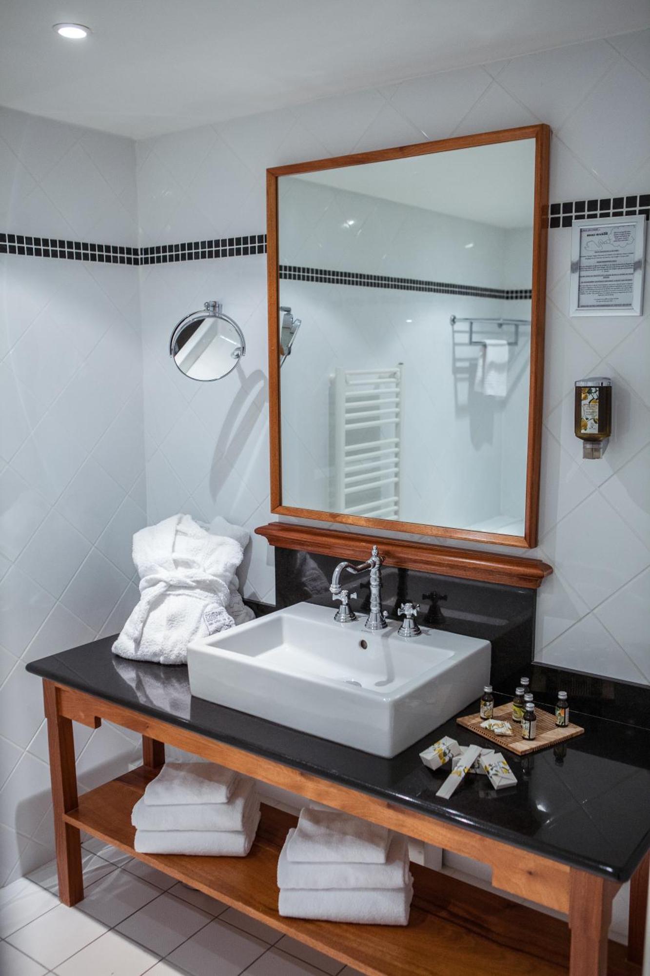 Hotel Beau Rivage ジェラールメ エクステリア 写真